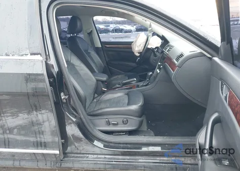 2013 Volkswagen Passat 2.0L Tdi Sel Premium z USA, uszkodzony, nr VIN 1VWCN7A30DC018614